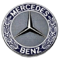 auto incidentata mercedes milano